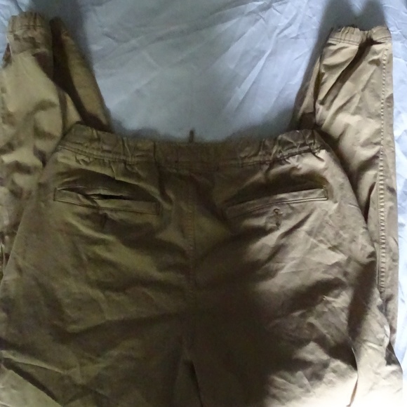 ABERCROMBIE & FITCH CARGO JOGGERS - Picture 2 of 3